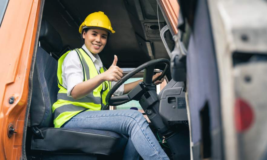 How to Get Heavy Truck Driving License