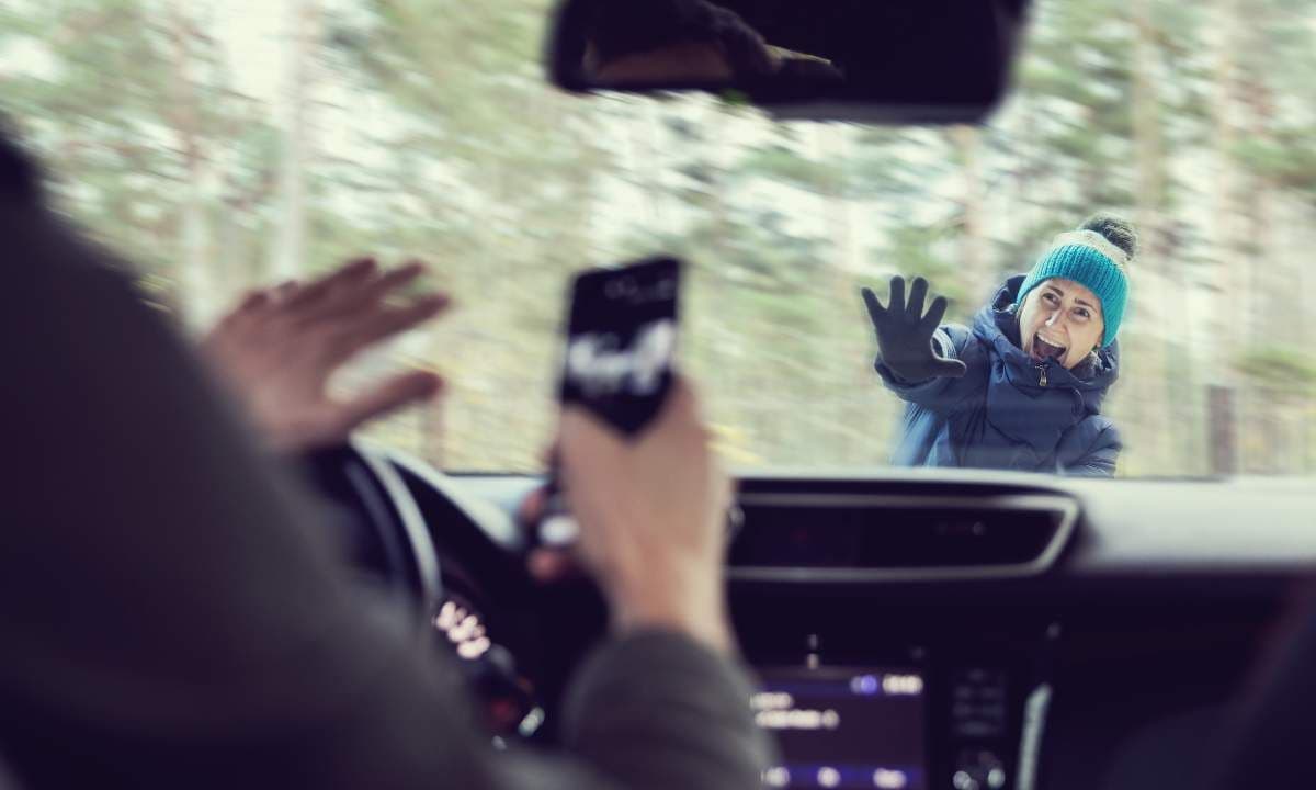 Fine for Using Phone While Driving in Dubai