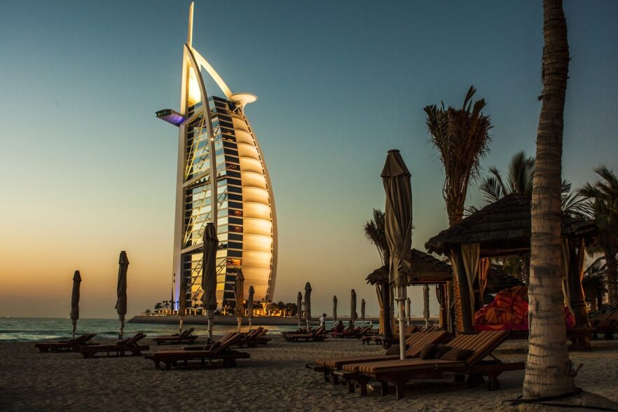 best way of finding a job in dubai